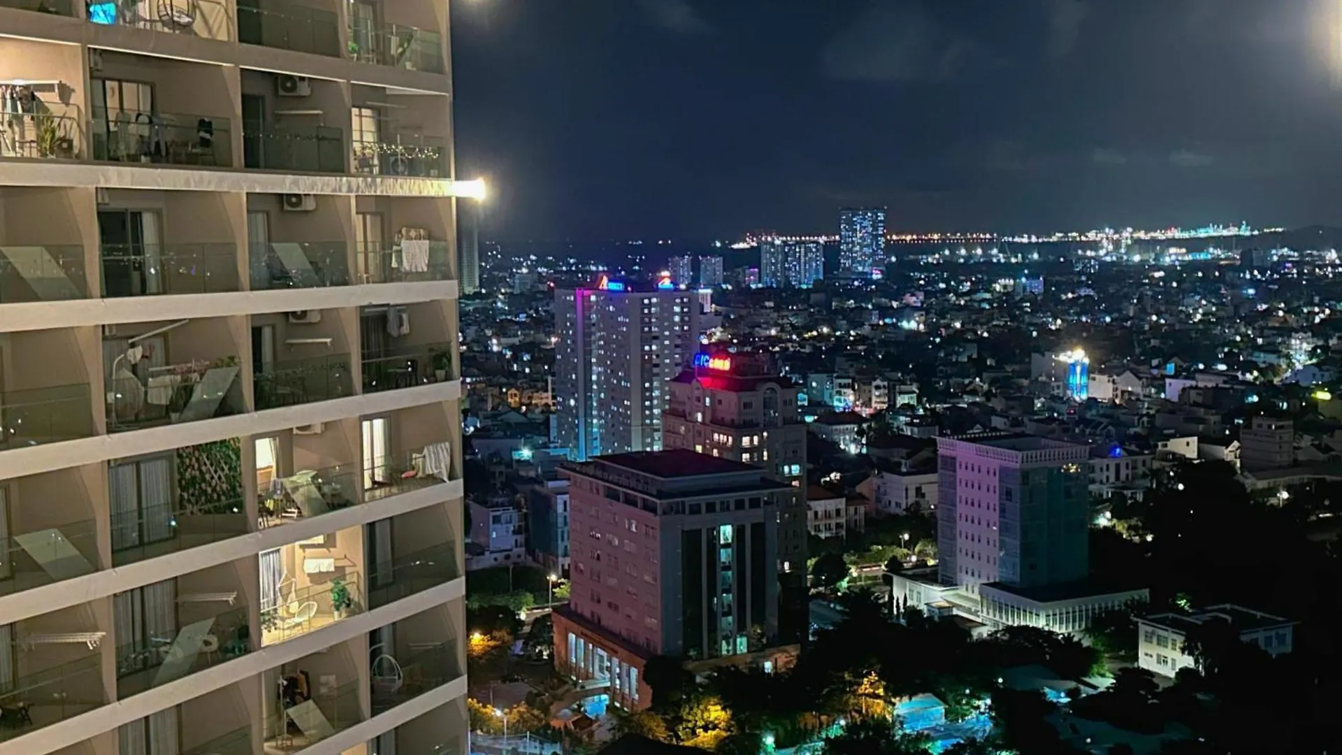 Pham Hieu'S Homestay - The Song Apartment Vũng Tàu 0*,