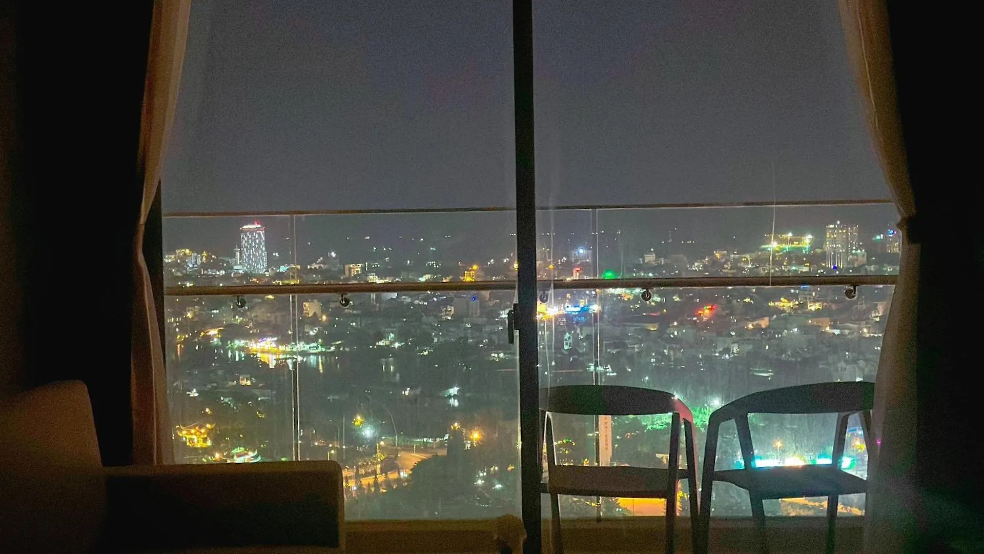 Pham Hieu'S Homestay - The Song Apartment Vũng Tàu