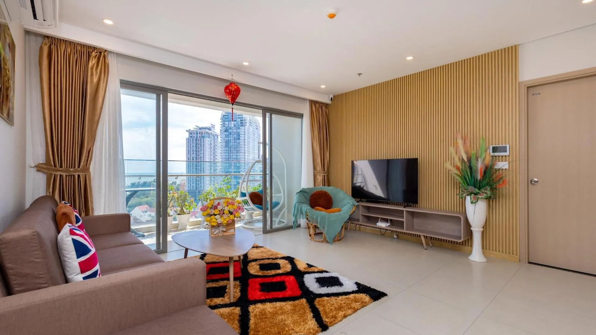 Pham Hieu'S Homestay - The Song Apartment Vũng Tàu